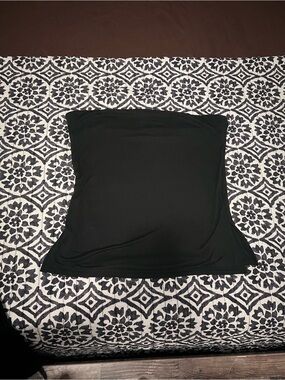 Classic Black Strapless Tube Top - Women